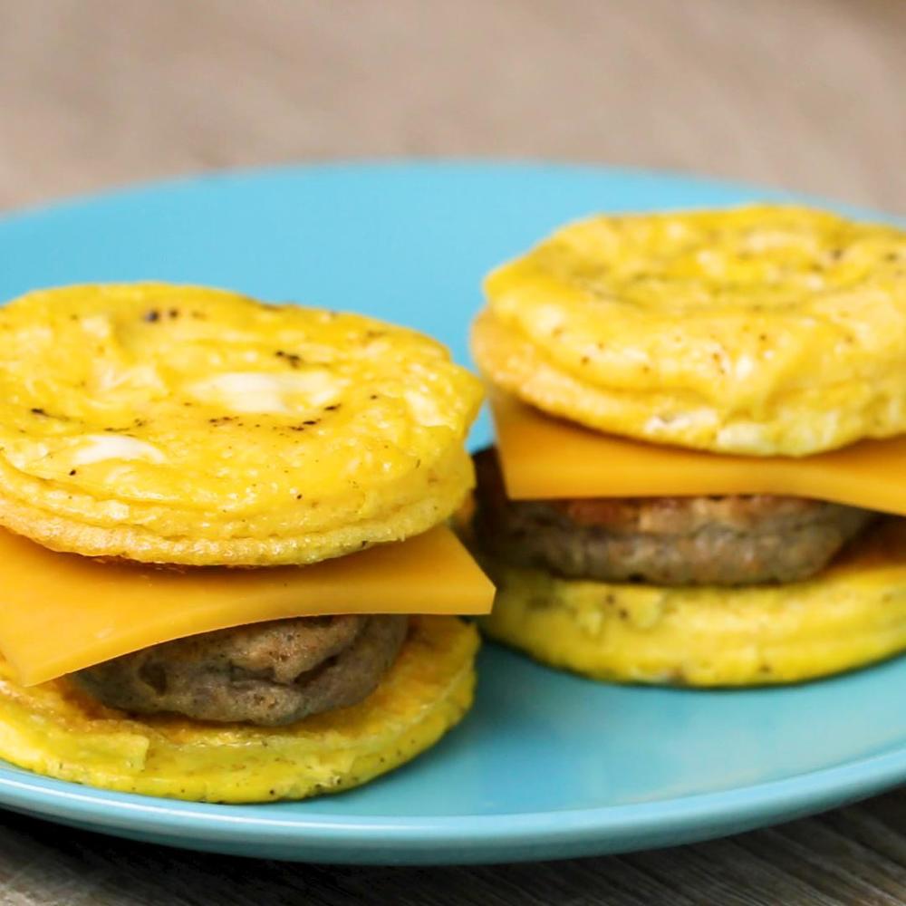 Keto Breakfast Sandwiches Recipe By Tasty Recipe | HeyFood — heyfoodapp.com