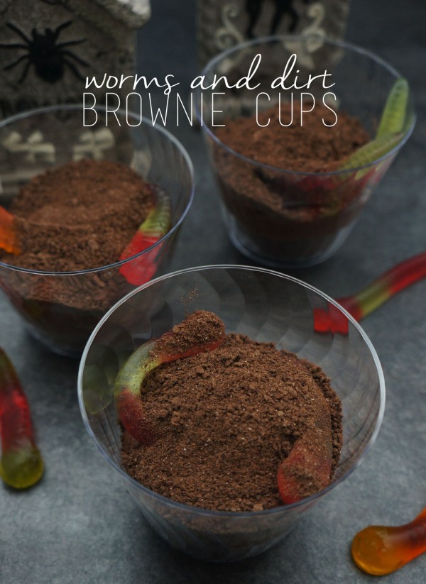 Worms and Dirt Brownie Cups Recipe | HeyFood — heyfoodapp.com