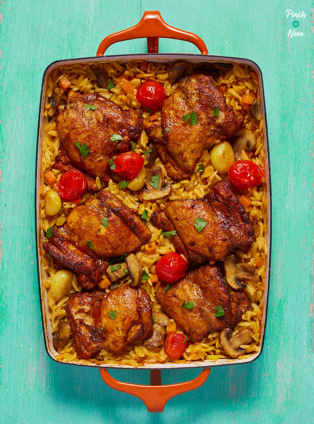 One Pot Mediterranean Chicken Orzo | Slimming & Weight Watchers Friendly Recipe | HeyFood — heyfoodapp.com