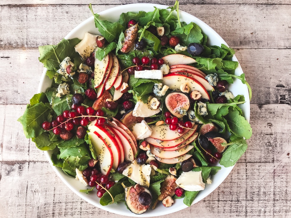 Kale and Fall Fruit Salad with Cider Poppy Seed Dressing Recipe | HeyFood — heyfoodapp.com