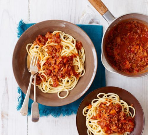 The Best Spaghetti Bolognese Recipe Recipe | HeyFood — heyfoodapp.com