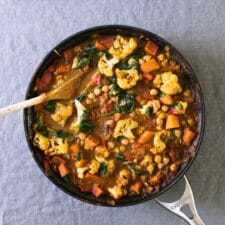 Coconut Cauliflower Curry Recipe | HeyFood — heyfoodapp.com