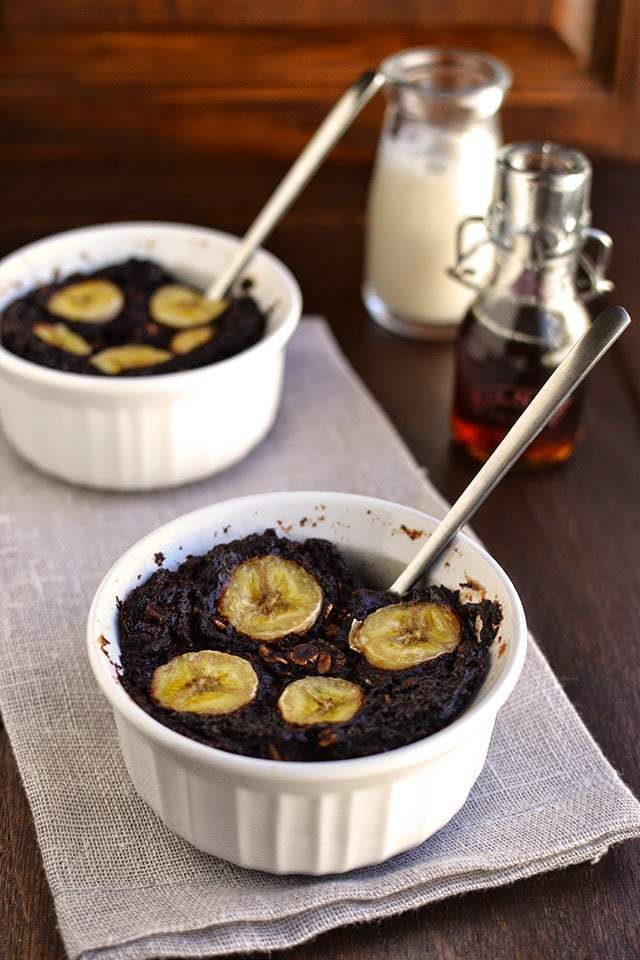 Baked Chocolate Oatmeal with Bananas Recipe | HeyFood — heyfoodapp.com