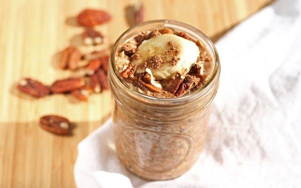Peanut Butter Chocolate Overnight Oats Recipe | HeyFood — heyfoodapp.com