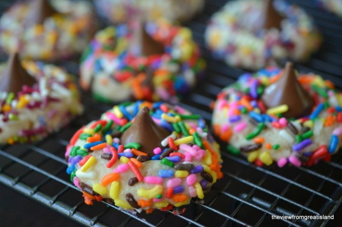 Sprinkle Blossom Cookies Recipe | HeyFood — heyfoodapp.com