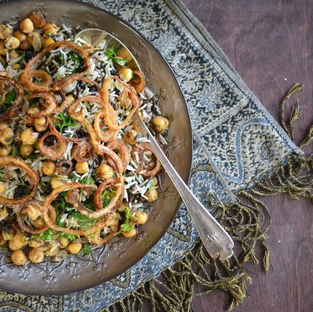 Basmati and Wild Rice with Chickpeas, Currents and Herbs (vegan and gluten free) Recipe | HeyFood — heyfoodapp.com