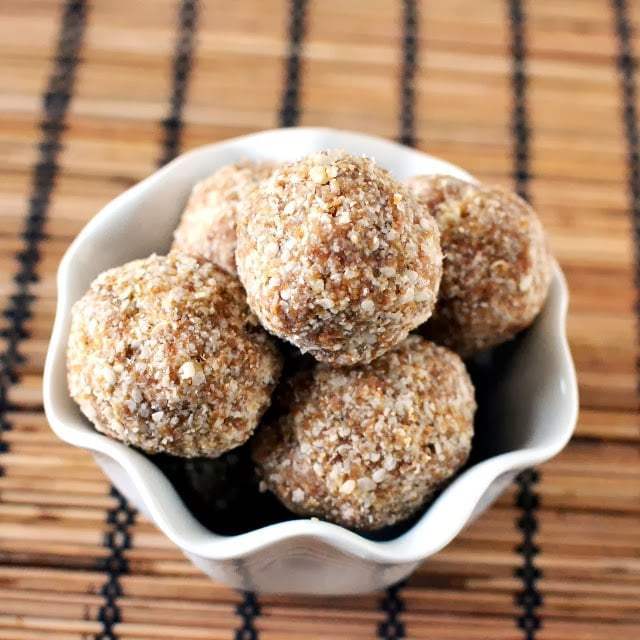 Chimmiri Undalu (Sesame-Jaggery Balls) Recipe | HeyFood — heyfoodapp.com