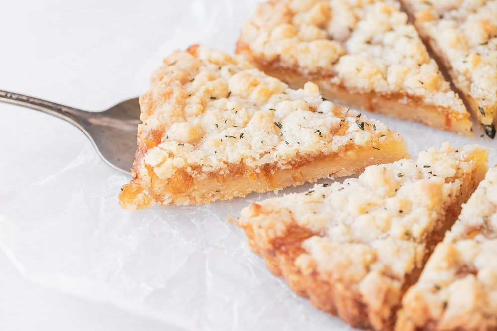 Rosemary and Marmalade Shortbread Crumble Tart Recipe | HeyFood — heyfoodapp.com