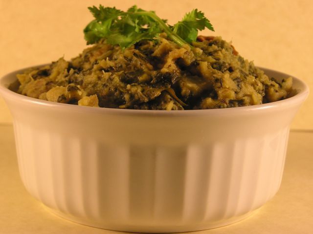 Kanda-Bachali Kura (Suran & Malabar-Spinach Curry) Recipe | HeyFood — heyfoodapp.com