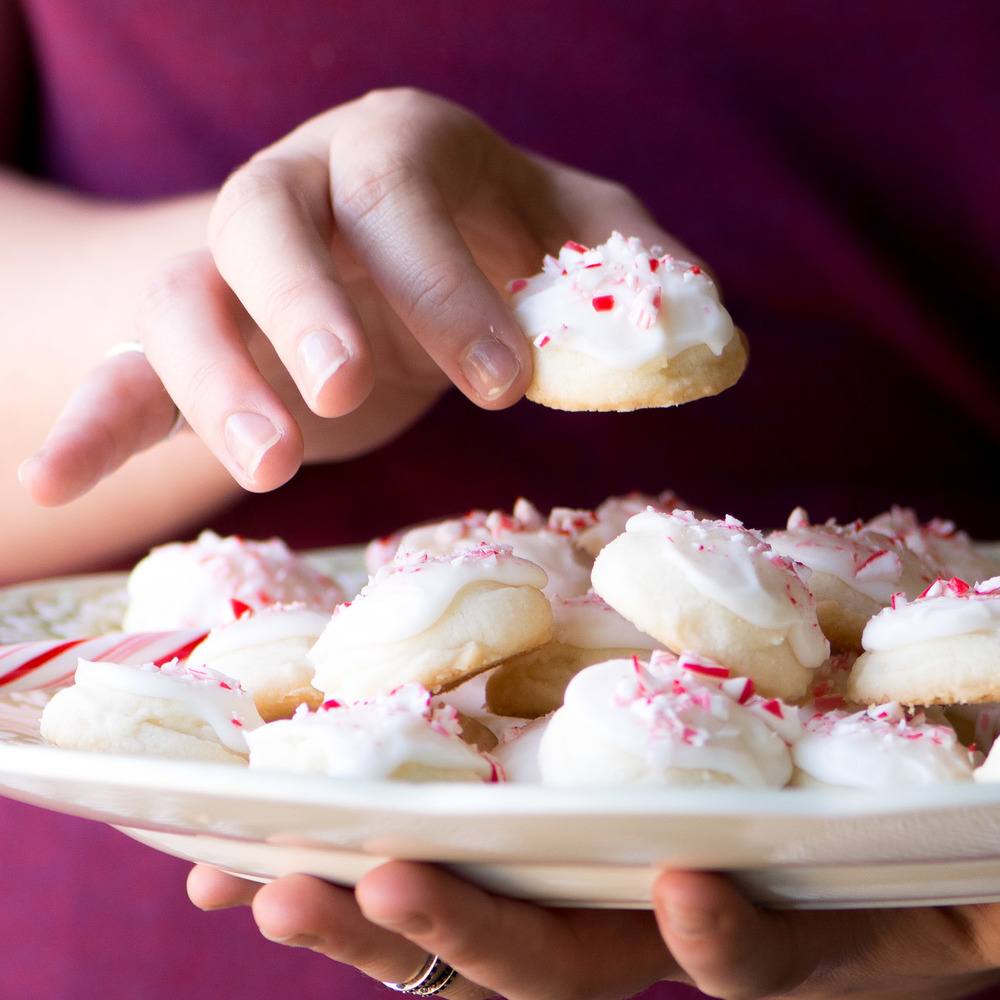 Peppermint Melting Moments Recipe | HeyFood — heyfoodapp.com