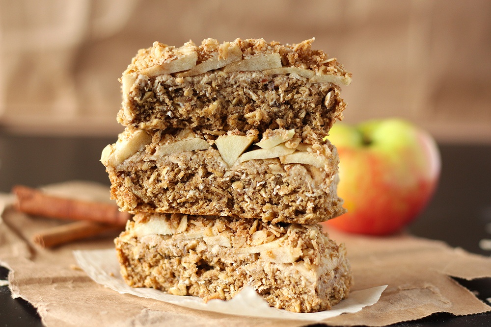 Apple Oatmeal Bars (V, GF) Recipe | HeyFood — heyfoodapp.com