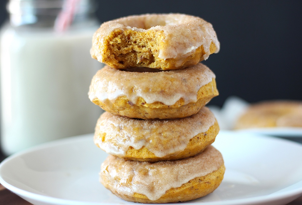 Vegan Pumpkin Spice Donuts Recipe | HeyFood — heyfoodapp.com