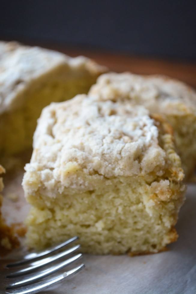 Cardamom Crumb Cake Recipe | HeyFood — heyfoodapp.com