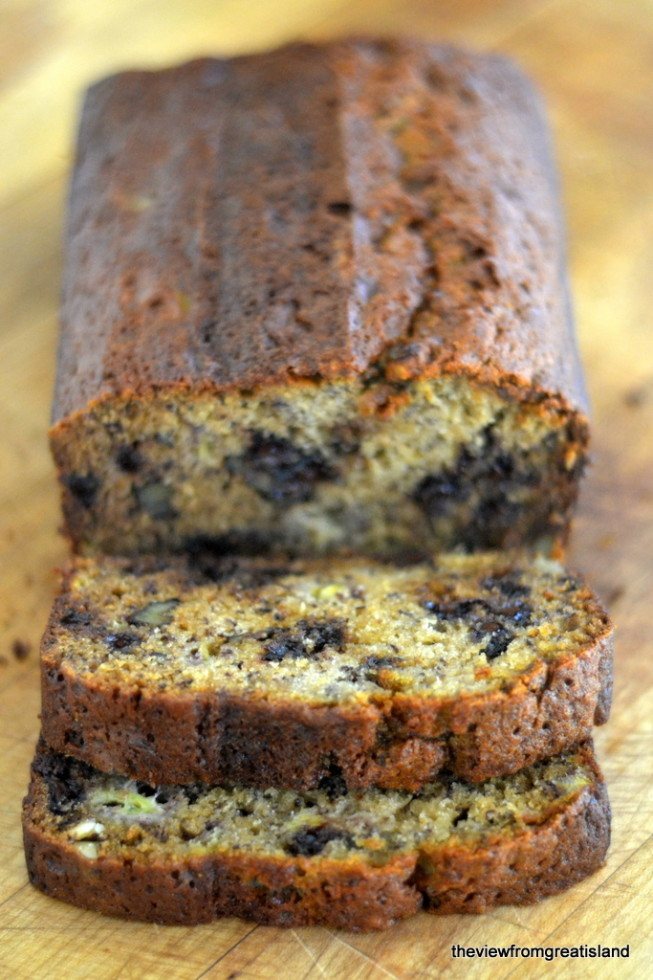 Chocolate Chip Banana Bread Recipe | HeyFood — heyfoodapp.com