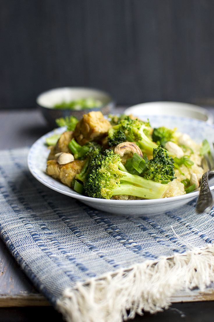Quinoa Pilaf with Spicy Tempeh & Broccoli Recipe | HeyFood — heyfoodapp.com