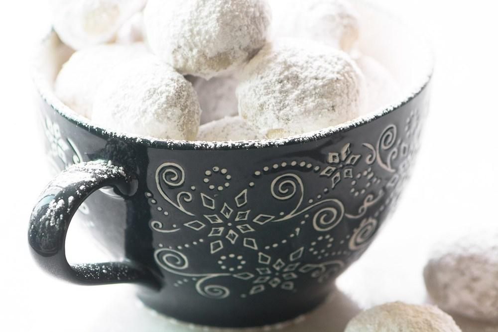 Toasted Almond Russian Tea Cakes Recipe | HeyFood — heyfoodapp.com