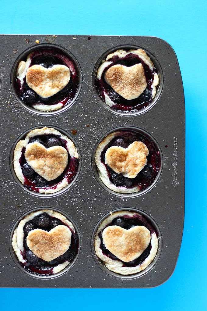 Vegan Blueberry Mini Pies Recipe | HeyFood — heyfoodapp.com