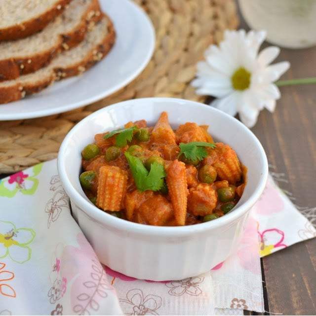 Baby Corn-Peas Masala Curry Recipe | HeyFood — heyfoodapp.com