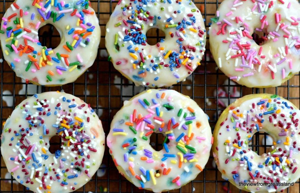 Birthday Cake Doughnuts Recipe | HeyFood — heyfoodapp.com