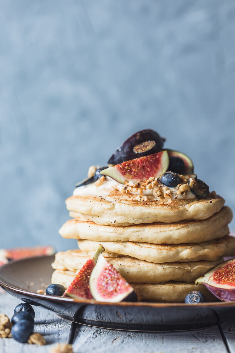 Fluffy Yogurt Pancakes with Figs {Dairy-Free} Recipe | HeyFood — heyfoodapp.com