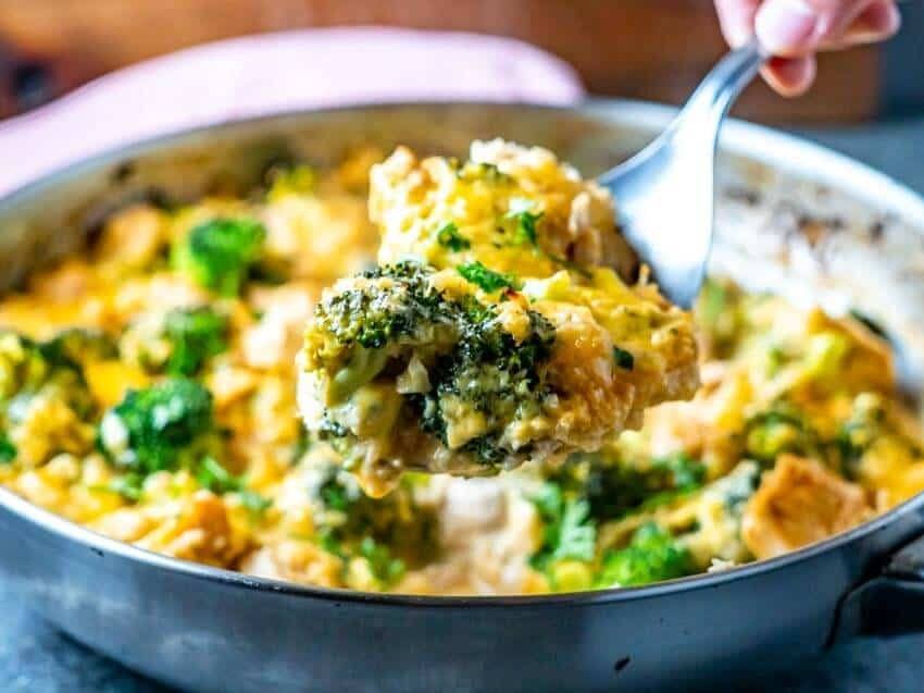 One Pan Cheesy Cauliflower Rice with Broccoli and Chicken Recipe | HeyFood — heyfoodapp.com