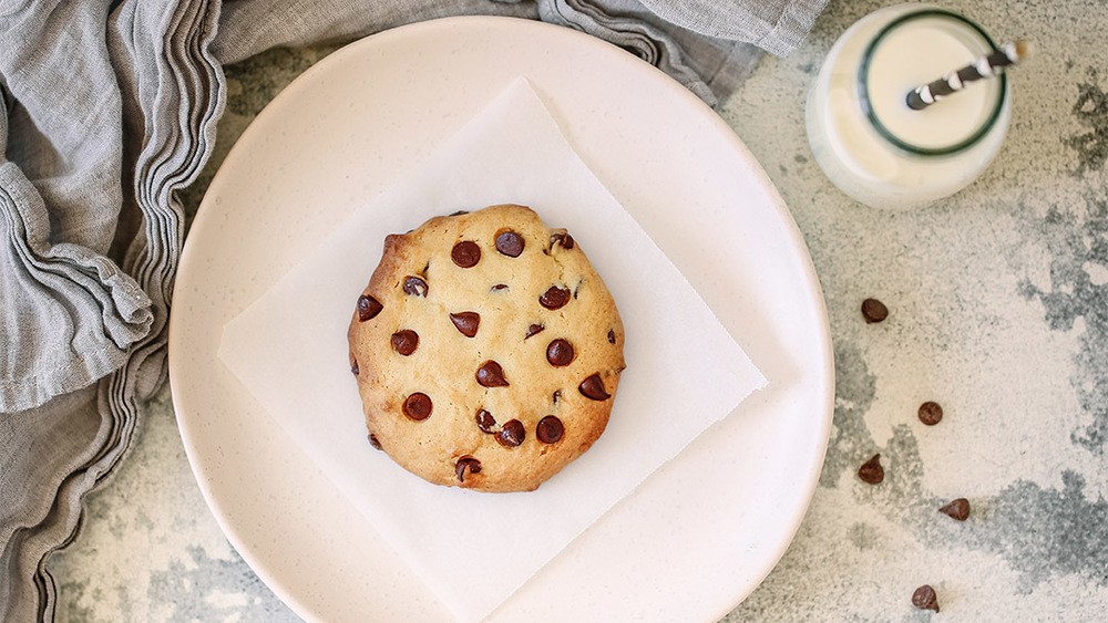 Low Sugar Chocolate Chip Cookie For One Recipe | HeyFood — heyfoodapp.com