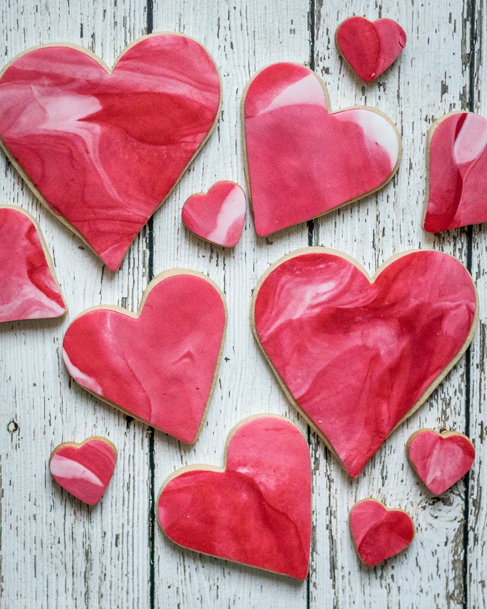 Easy Marbled Fondant Valentine’s Day Cookies Recipe | HeyFood — heyfoodapp.com