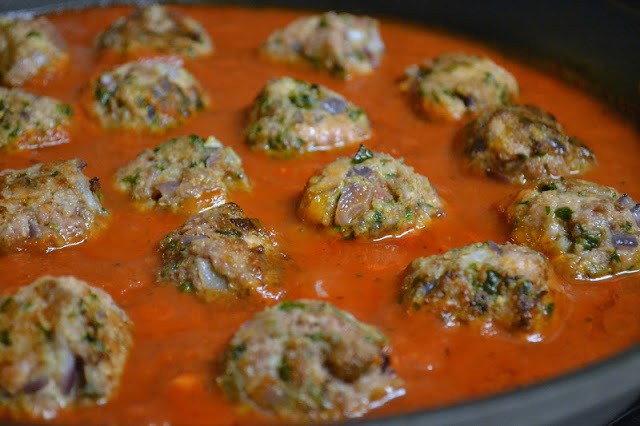Herbed Meatballs Recipe | HeyFood — heyfoodapp.com