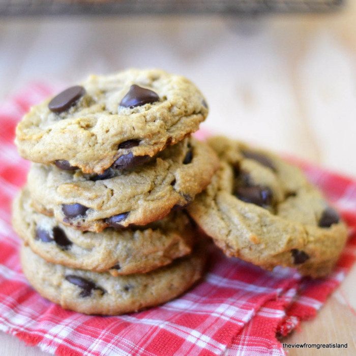 Flourless Peanut Butter Chocolate Chip Cookies Recipe | HeyFood — heyfoodapp.com