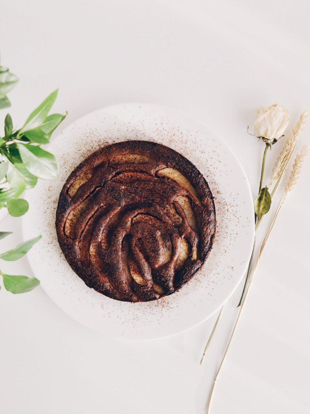 Flourless chocolate & pear cake Recipe | HeyFood — heyfoodapp.com