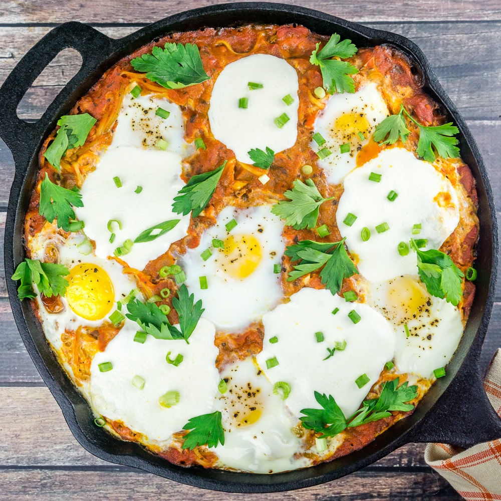 One-Pan Linguine Shakshuka Bake with Mozzarella Recipe | HeyFood — heyfoodapp.com