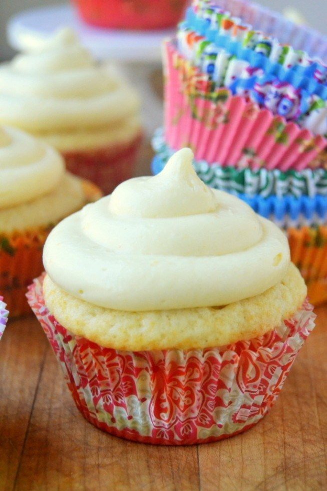 Peaches and Cream Cheese Cupcakes Recipe | HeyFood — heyfoodapp.com
