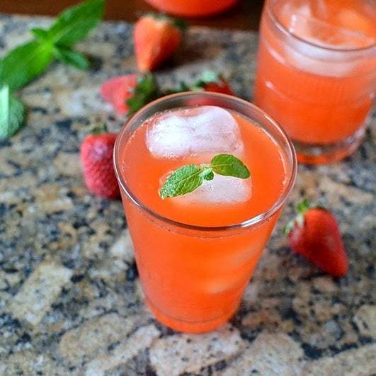 Strawberry Pink Lemonade Recipe | HeyFood — heyfoodapp.com